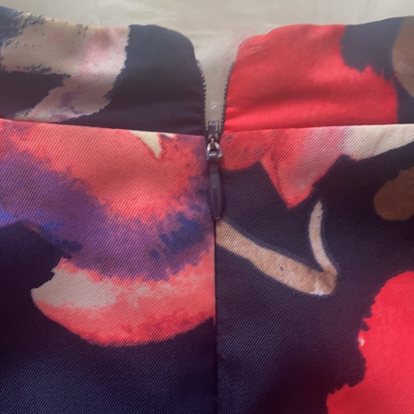 Pockets!    Silky soft and versatile dress - Picture 8 of 9